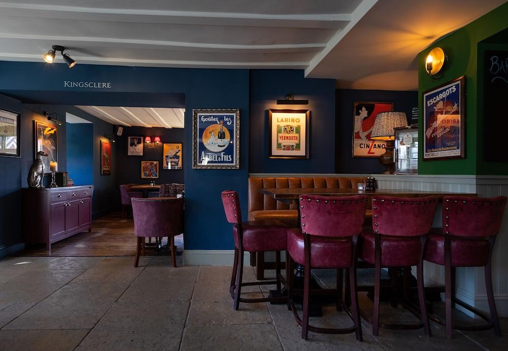 The Carnarvon Arms Hotel Newbury  Buitenkant foto
